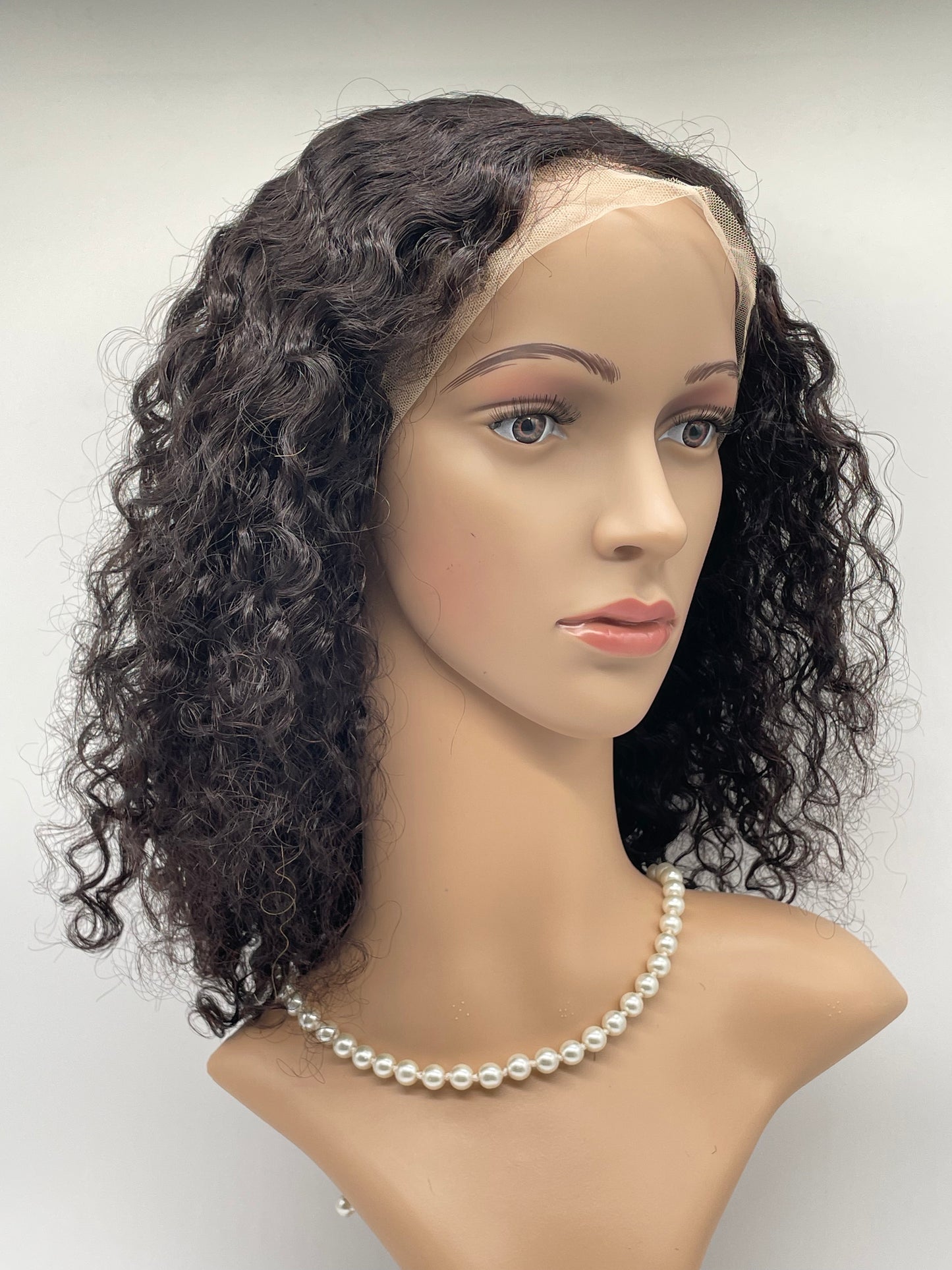 Bob Wavy Front-Lace Wig 180% Density, Color Natural Black #1b
