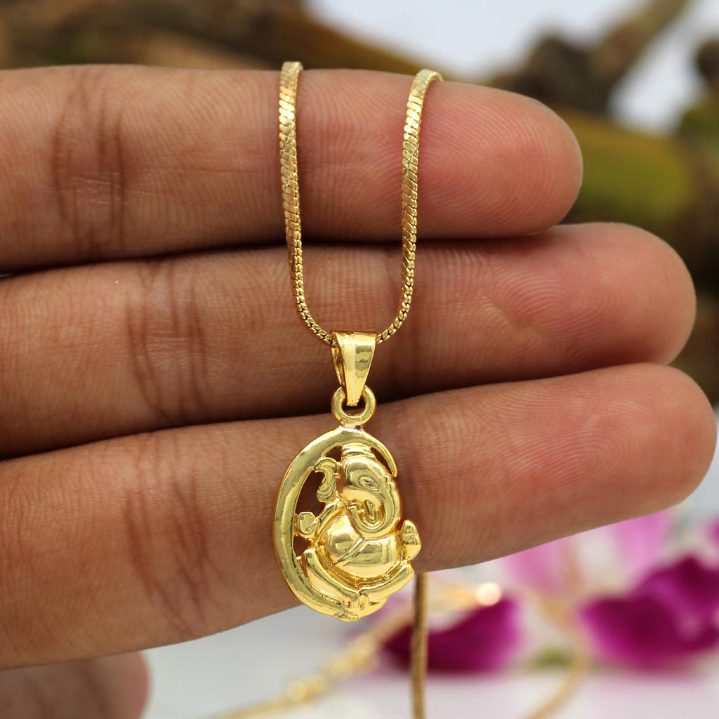 MINIMALISTIC NECKLACE SET