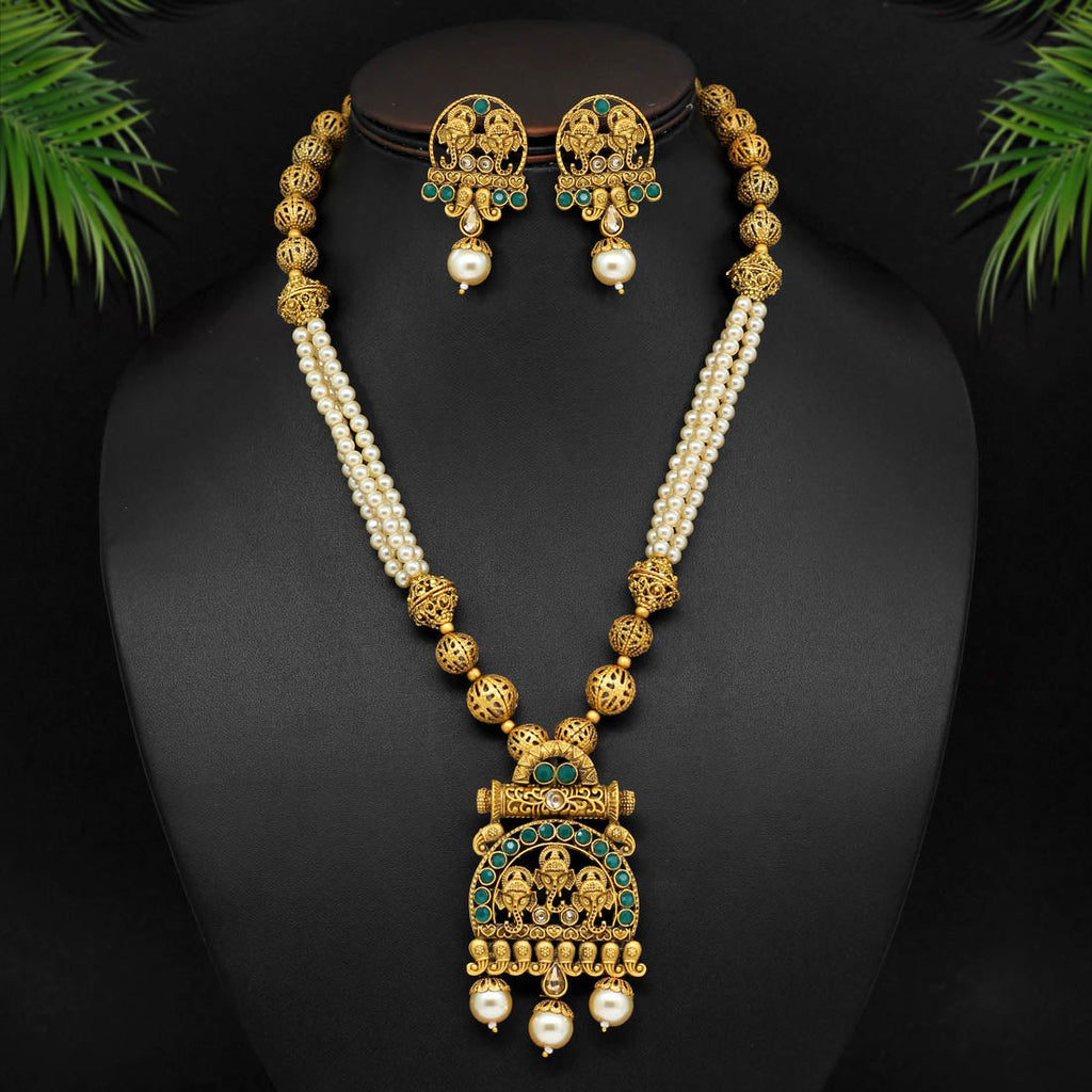 Green Color Matte Gold Necklace Set
